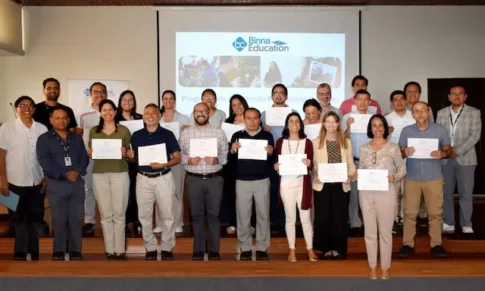 Primeros docentes en Perú certificados en competencias digitales con el ecosistema de Apple Education 